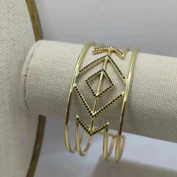 Stella & dot Sphinx Cuff - Picture 1 of 6